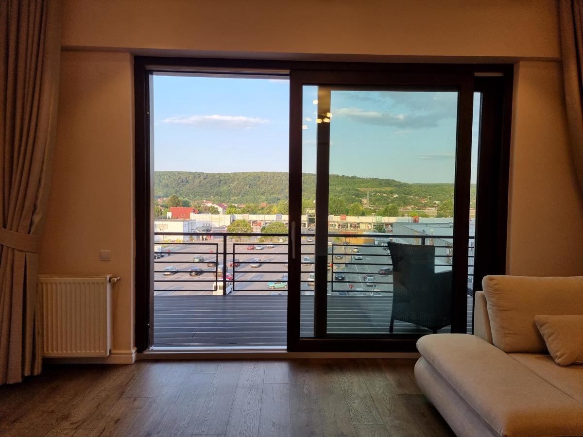 Apartament In Complex Rezidential Рымнику-Вылча Экстерьер фото
