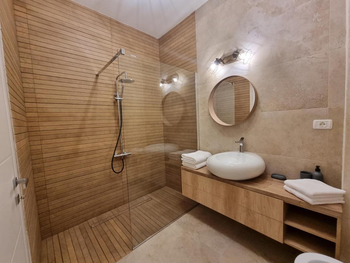 Apartament In Complex Rezidential Рымнику-Вылча Экстерьер фото